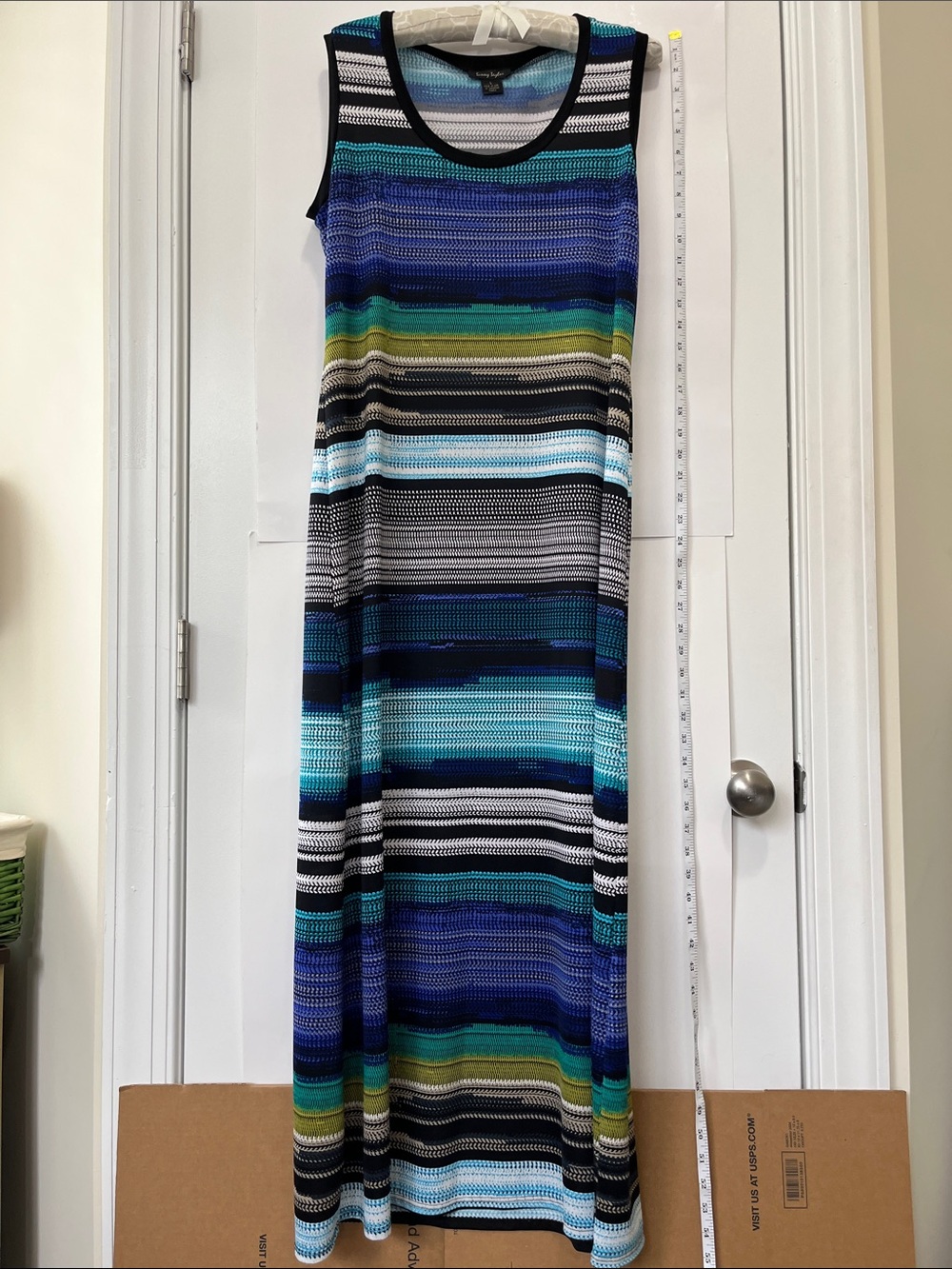 Sunny Taylor. Size Large. Striped Knit Maxi Dress in Blue, Teal, Black & White